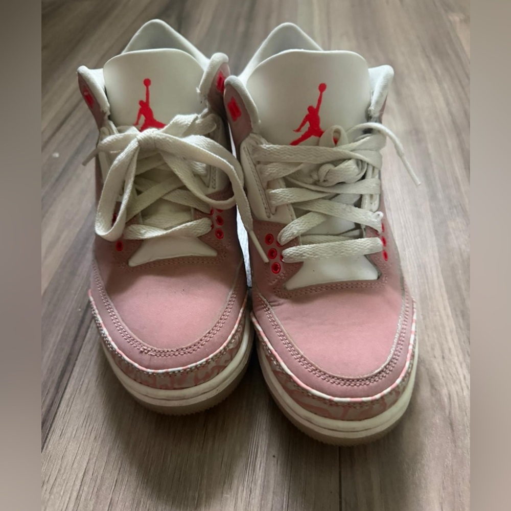 Air Jordan 3 Retro WMNS “Rust Pink” Size US 6 🪆